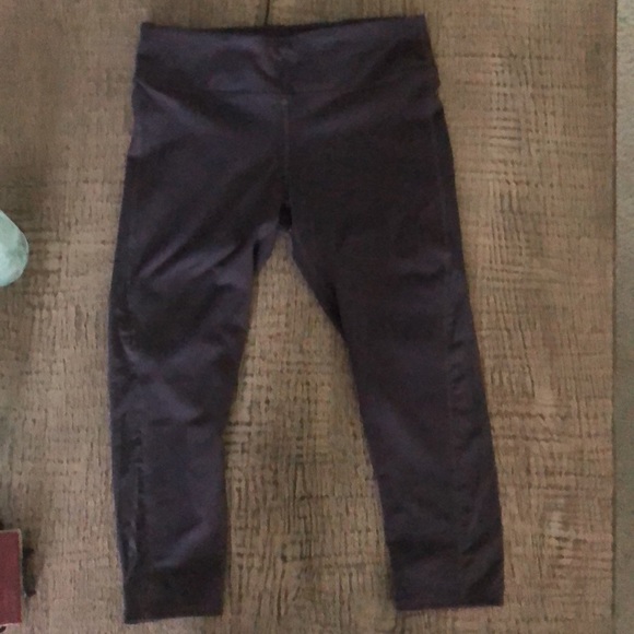 Fabletics 3 Legging Bundle - Picture 5 of 9